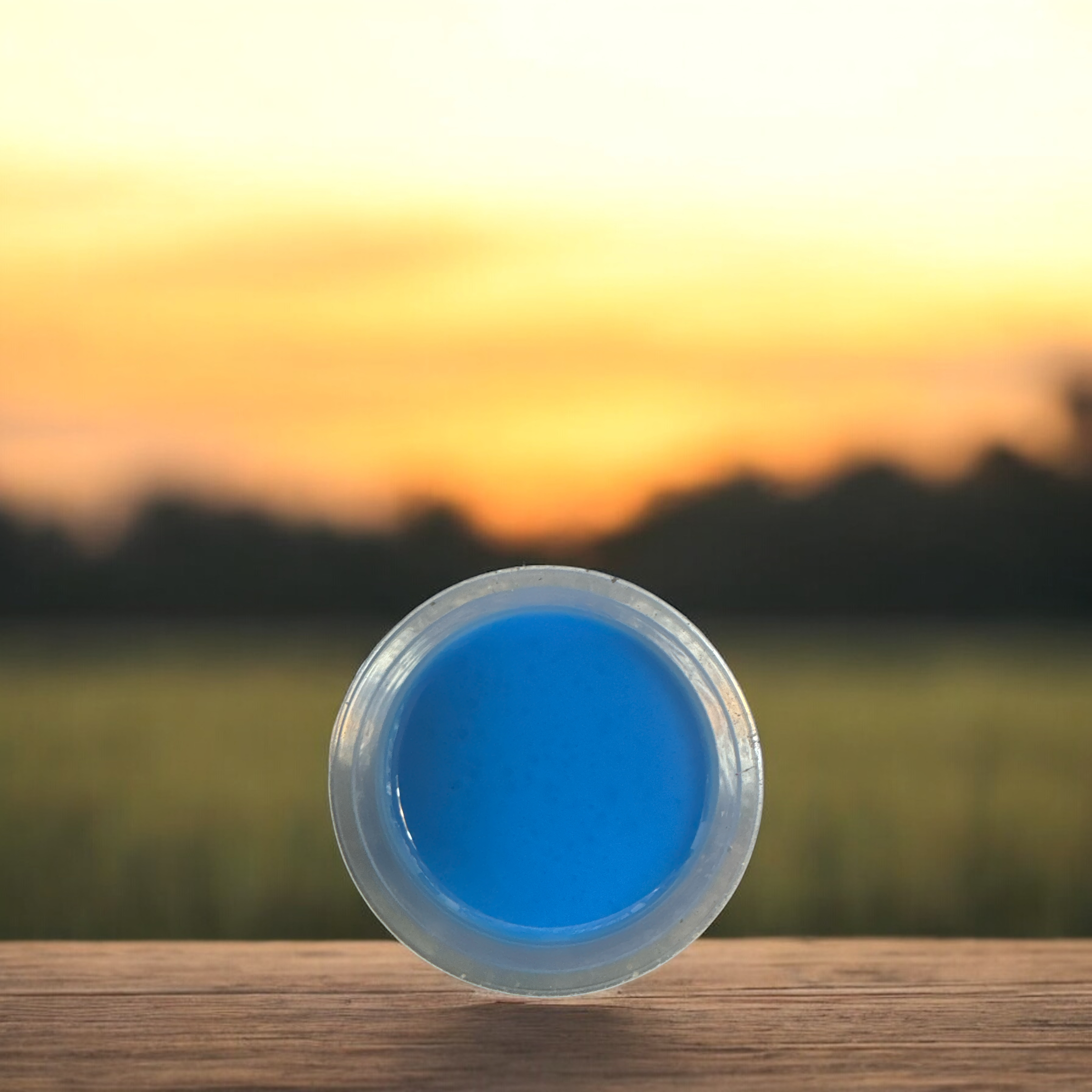 FARBA DO TEKUTEJ GUMY FLUO UV LIGHT BLUE 30ML.